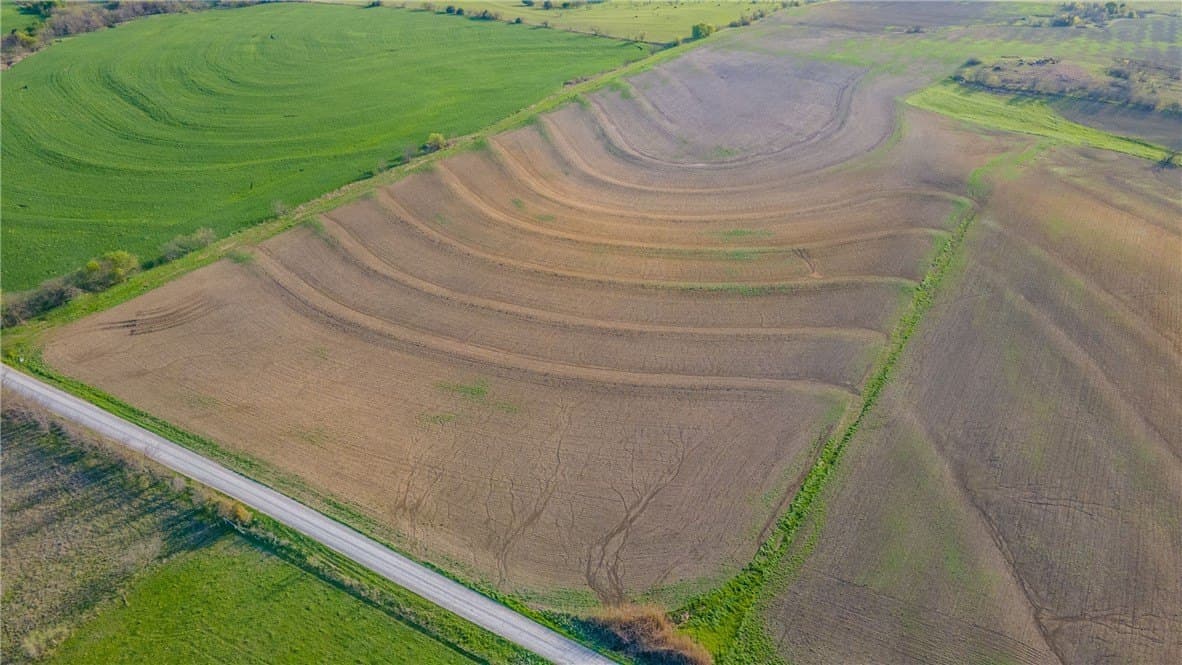 60.49 acres in Hill County - photo 5