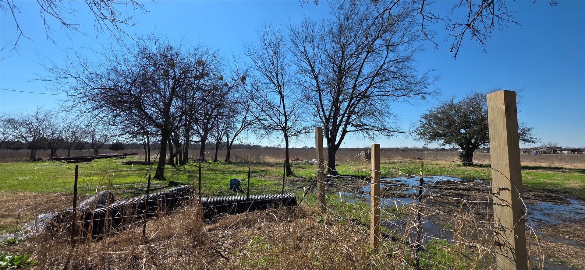 5.2 acres in Navarro County