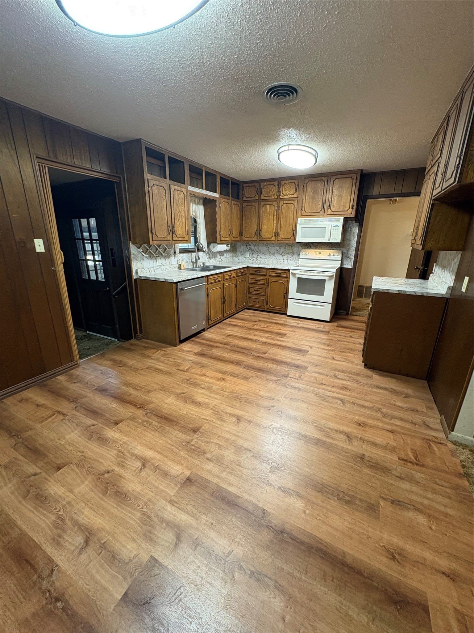 13.76 acres in Wise County - photo 8