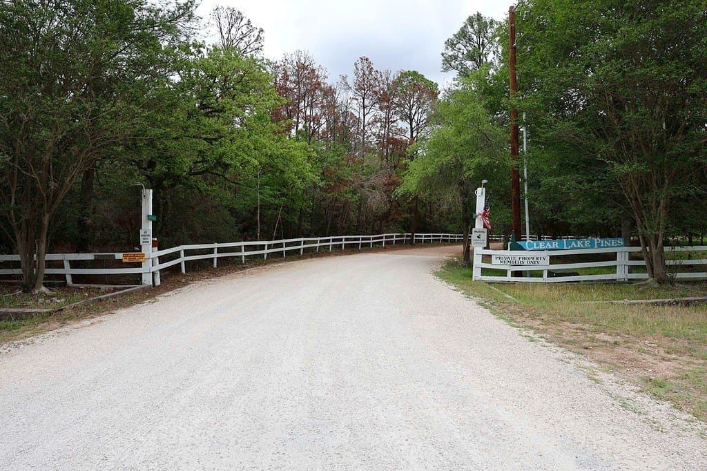 0.97 acres in Fayette County gallery image 2