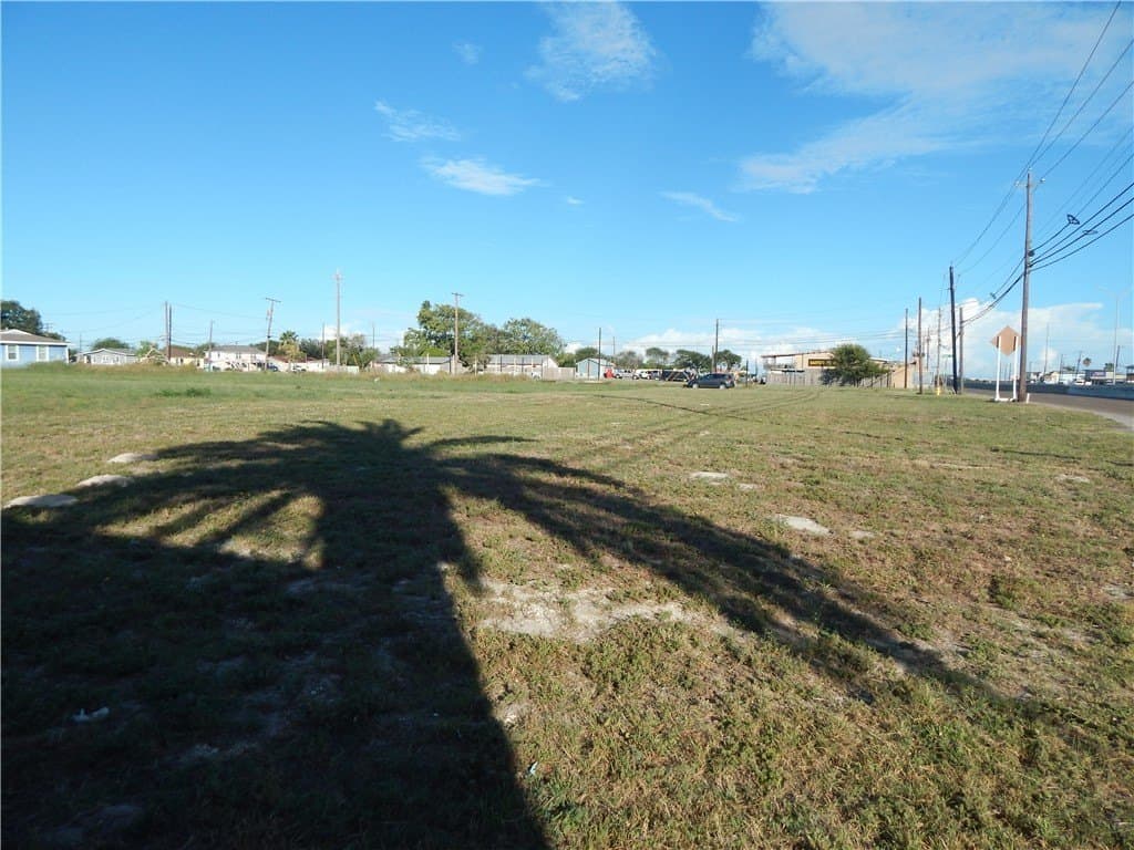 1.67 acres in Nueces County - photo 13