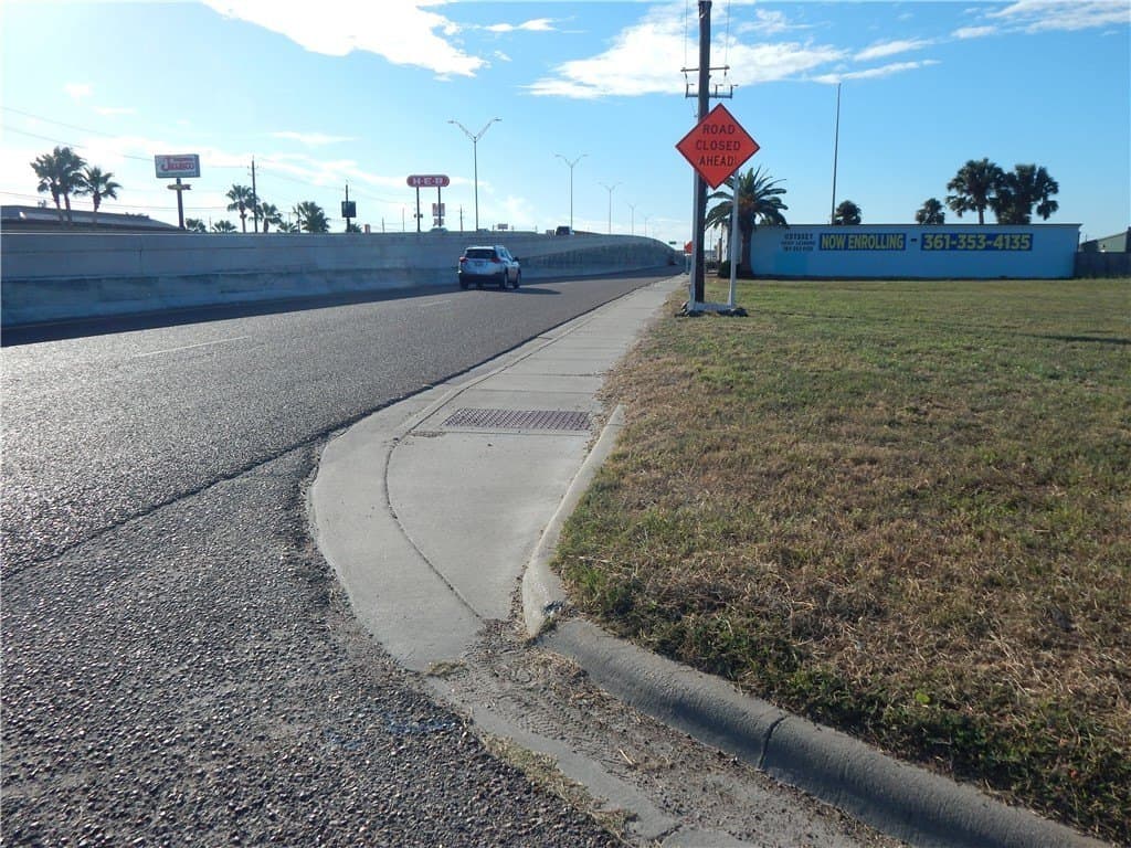 1.67 acres in Nueces County