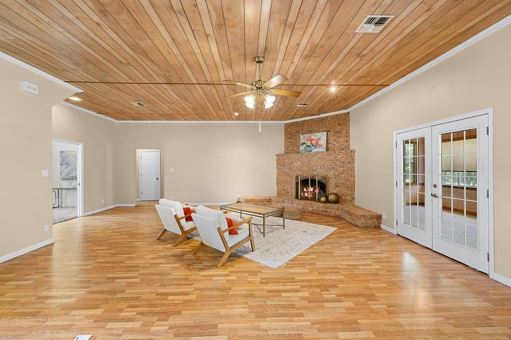 2.43 acres in Fayette County gallery image 2