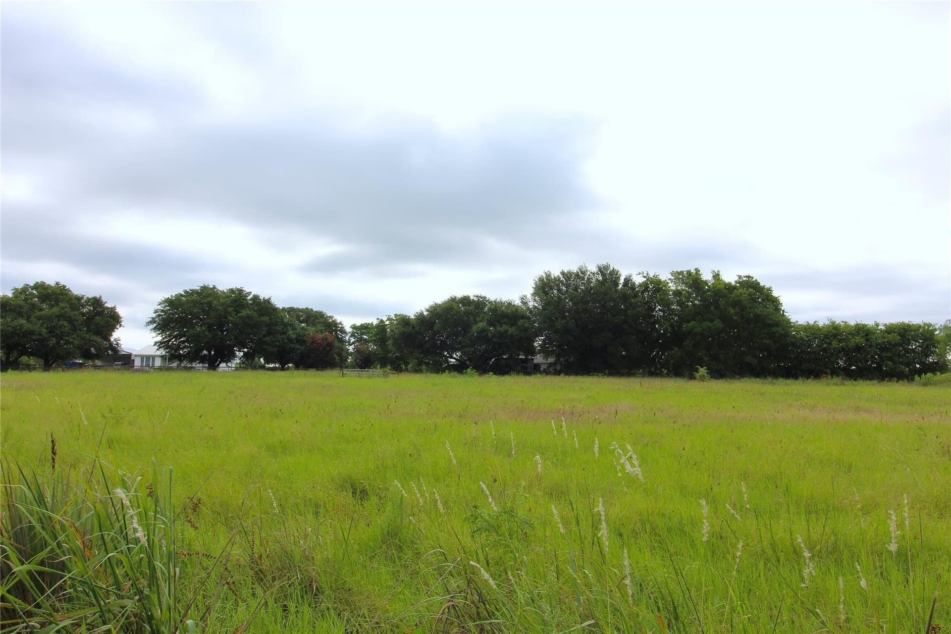 2.37 acres in Kaufman County - photo 3
