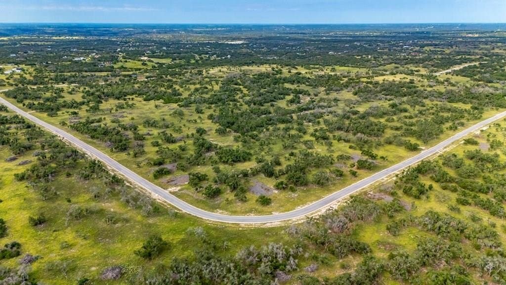6.12 acres in Gillespie County