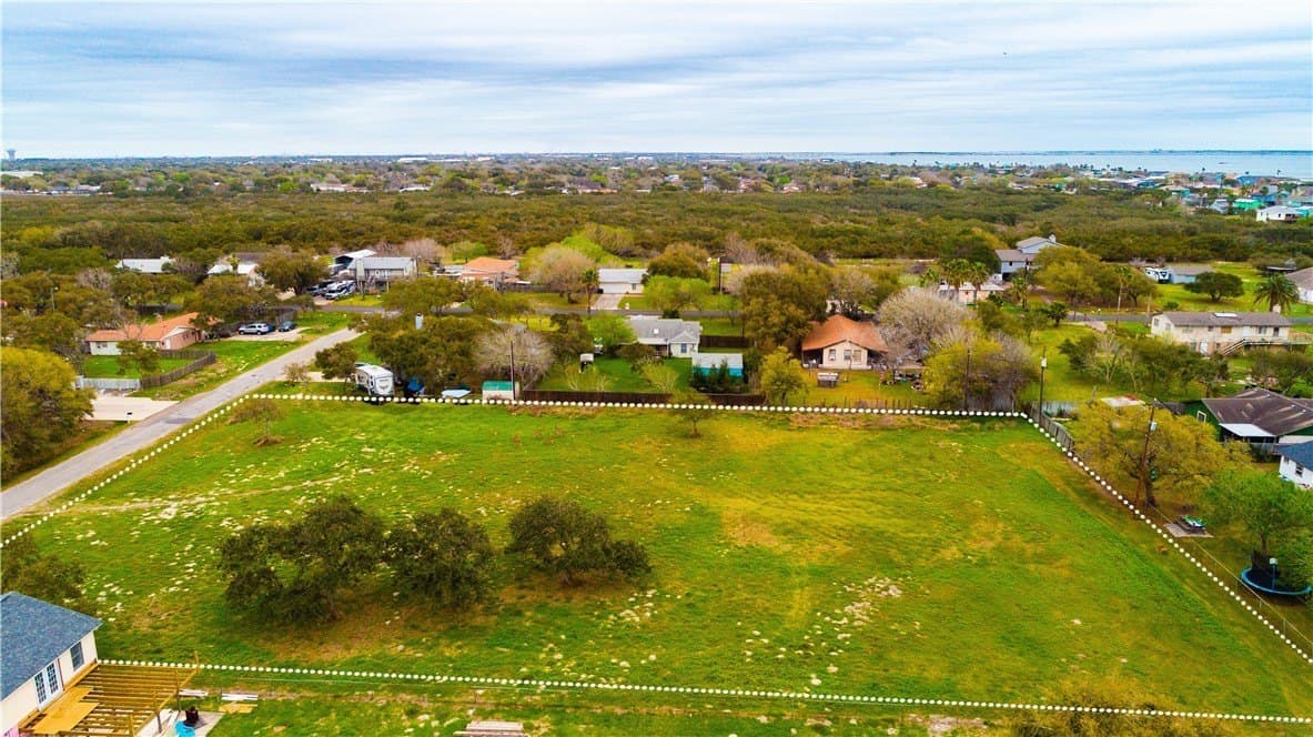 1.44 acres in Nueces County gallery image 4