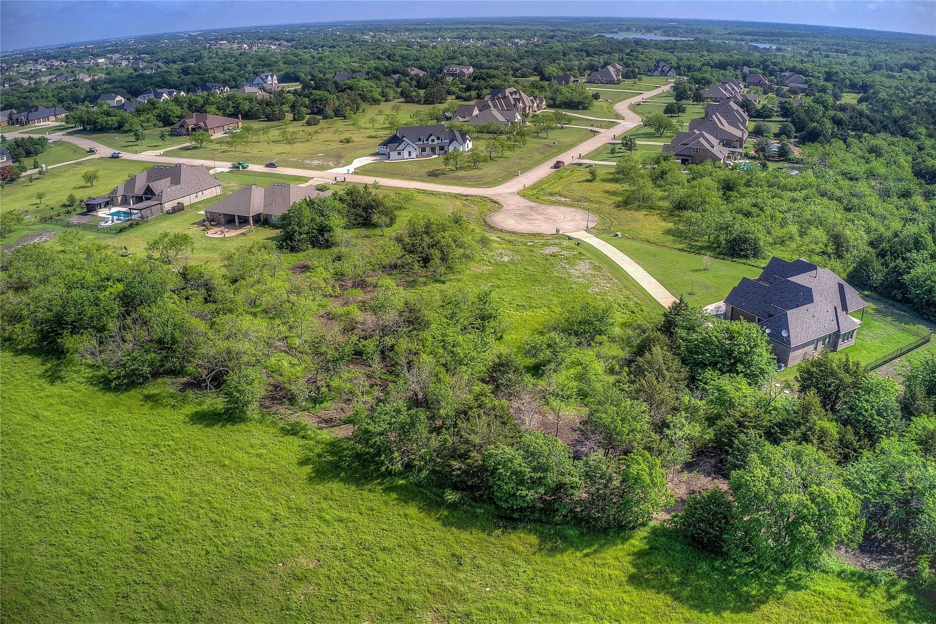 2.07 acres in Kaufman County gallery image 4