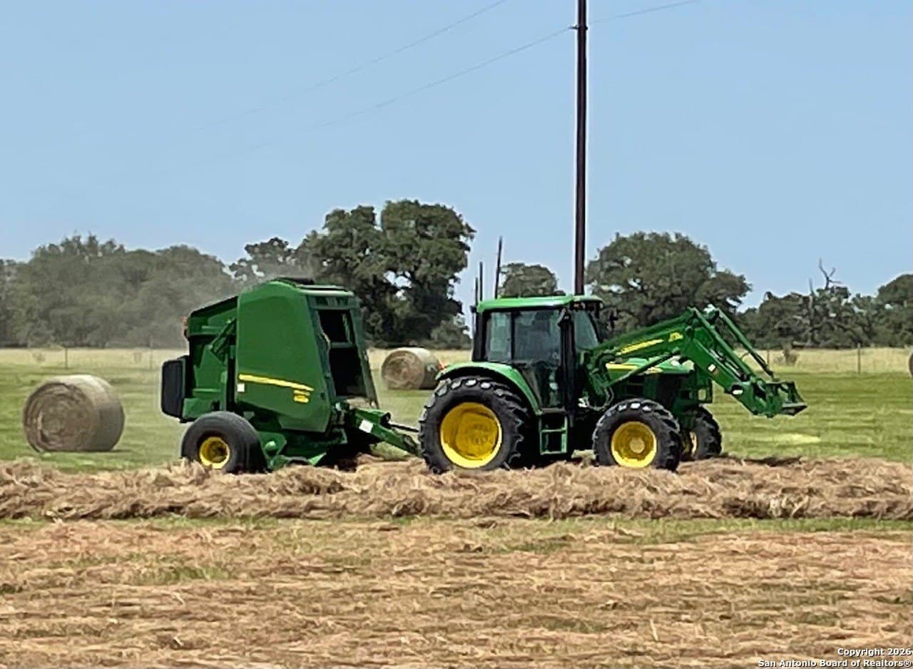 27.84 acres in De Witt County gallery image 4