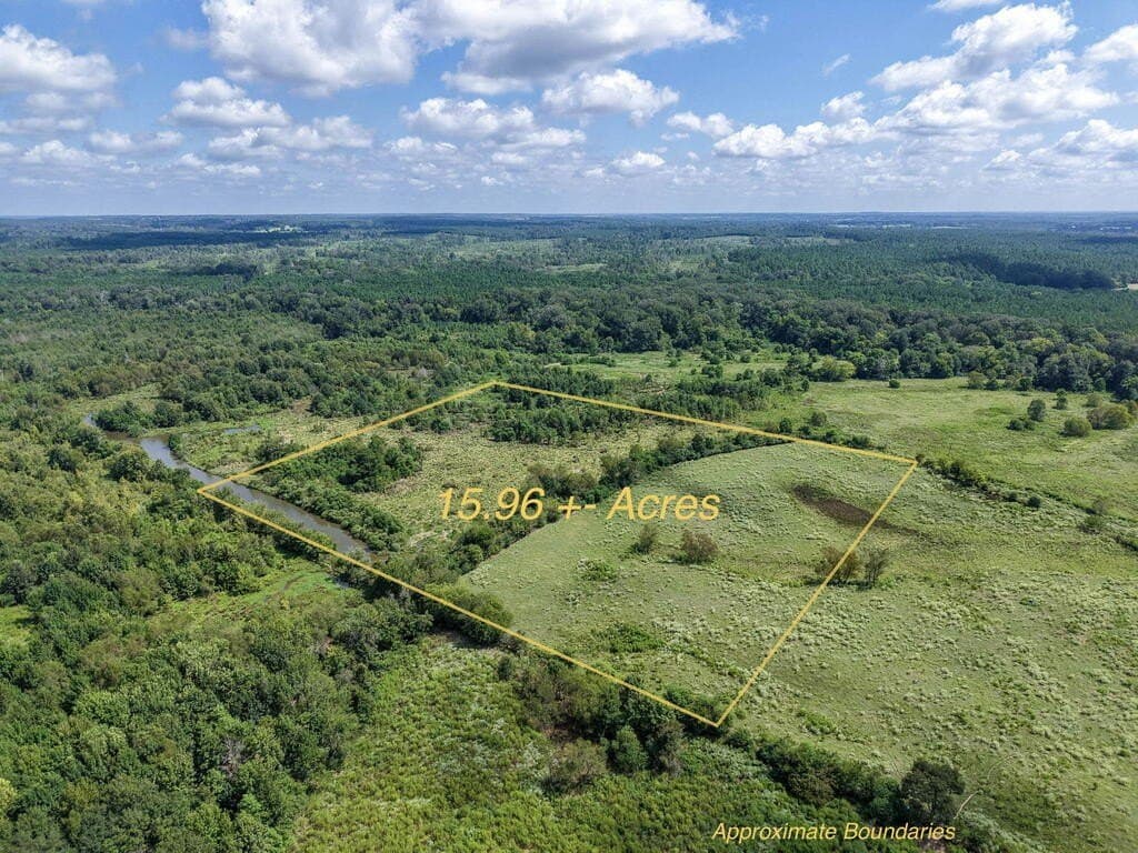 15.96 acres in Texas County - photo 2