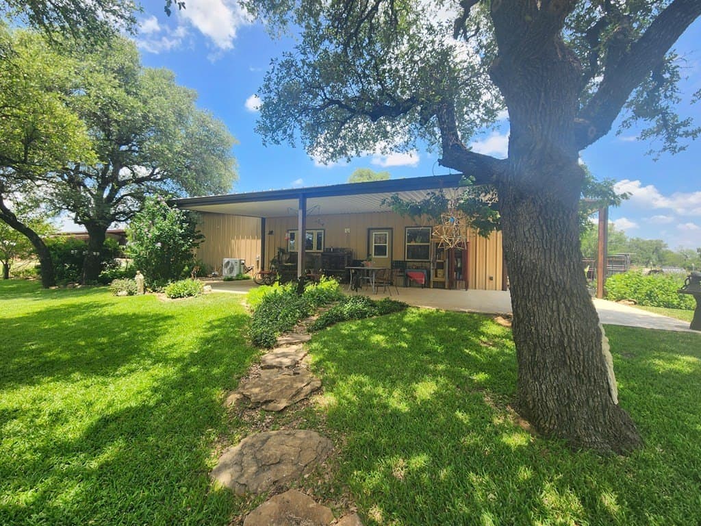 16.94 acres in San Saba County gallery image 3