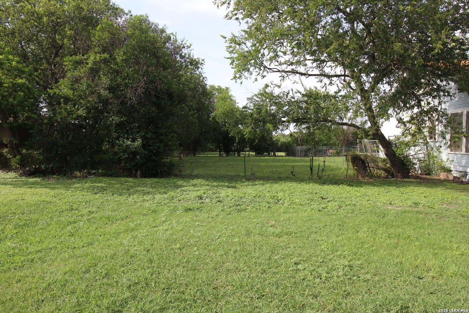 0.5 acres in Bexar County - photo 2
