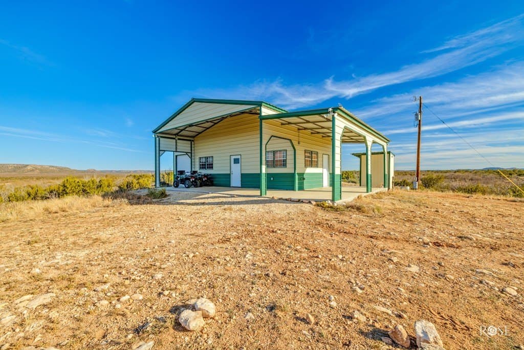 66 acres in Coke County gallery image 2