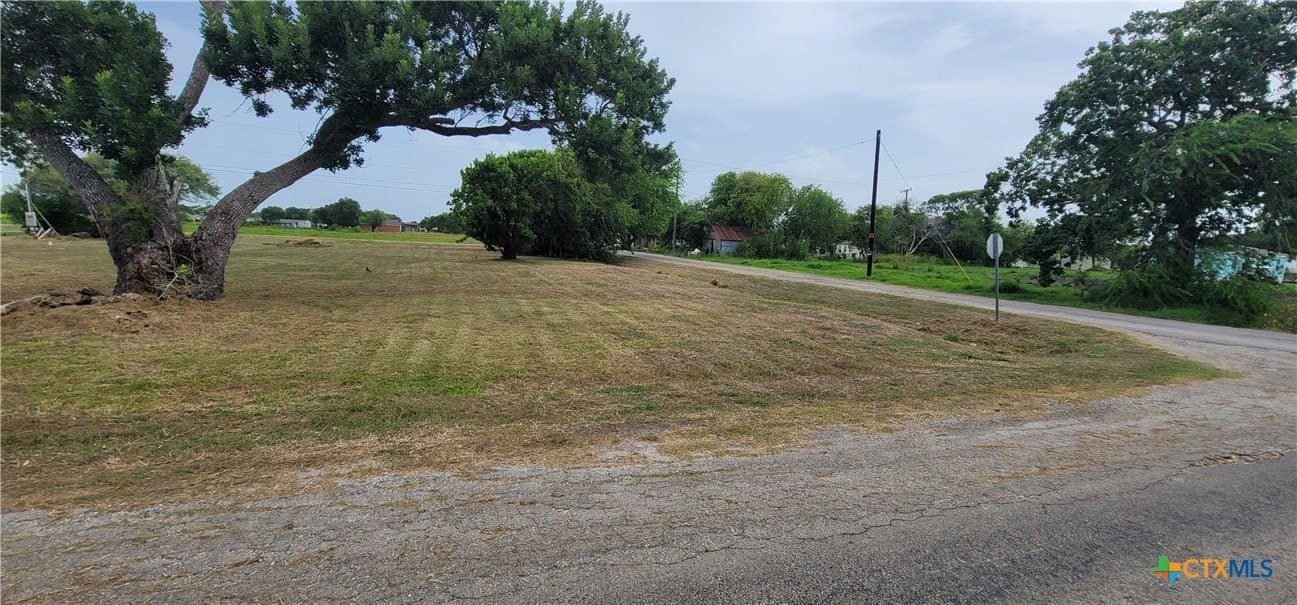 0.33 acres in Calhoun County gallery image 3