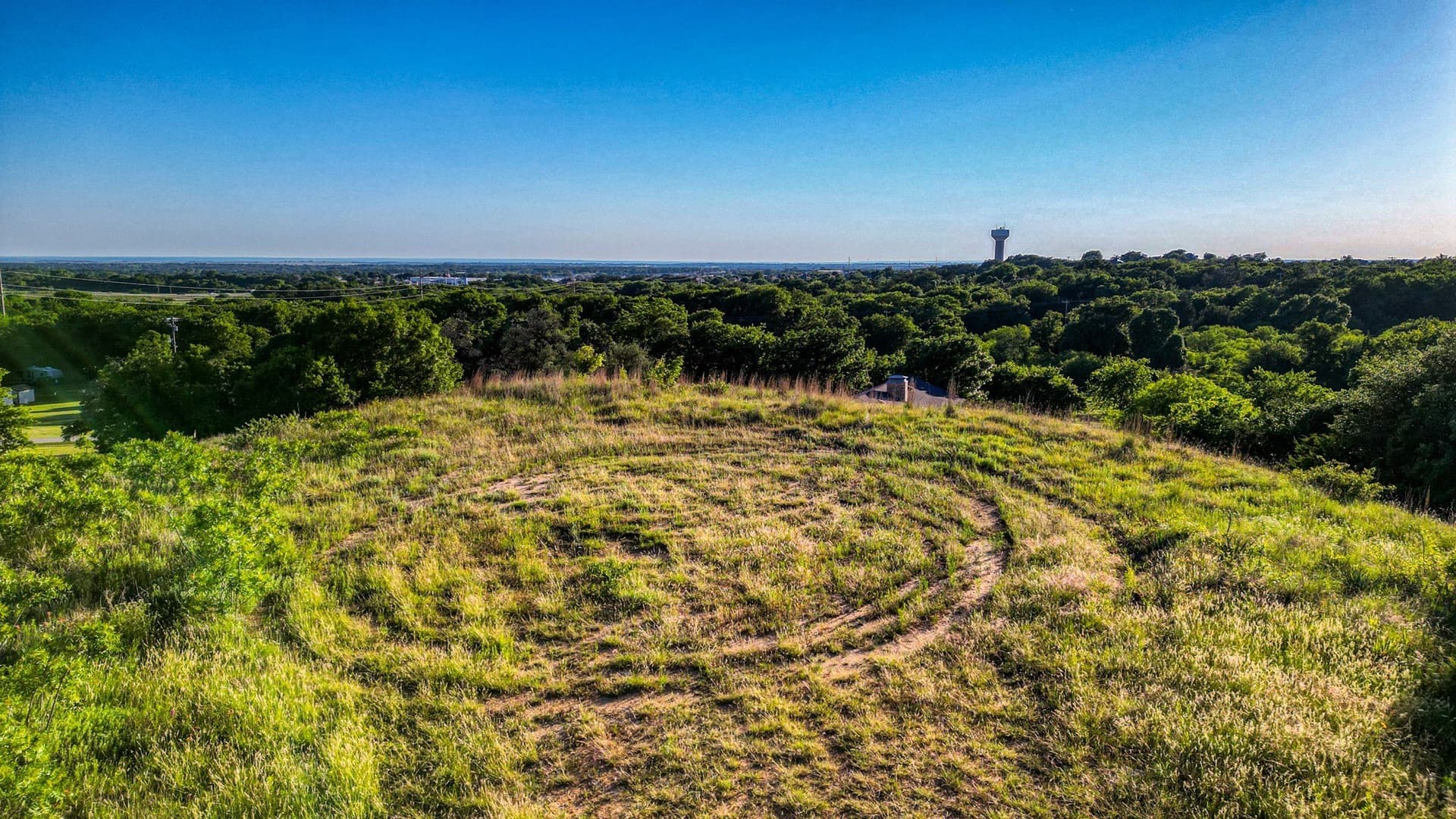1.61 acres in Parker County