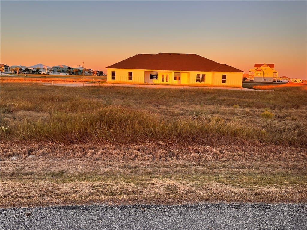 0.55 acres in Aransas County gallery image 2