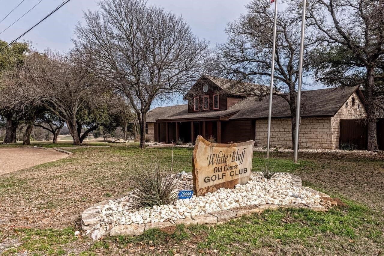 0.18 acres in Hill County - photo 11