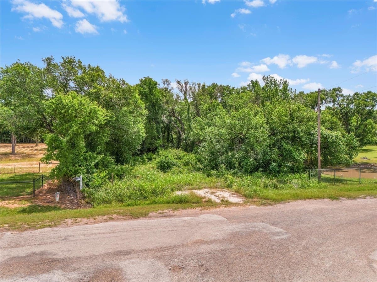 2.42 acres in Johnson County