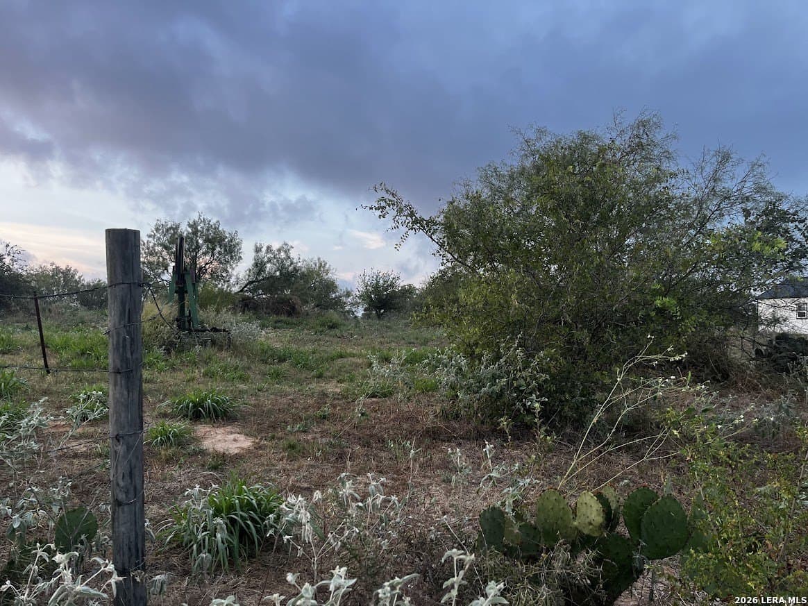 1.97 acres in Atascosa County - photo 4