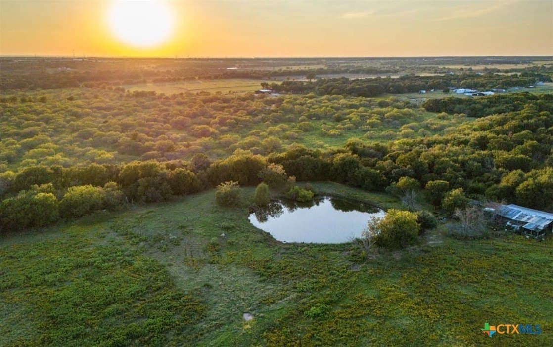 2.8 acres in McLennan County