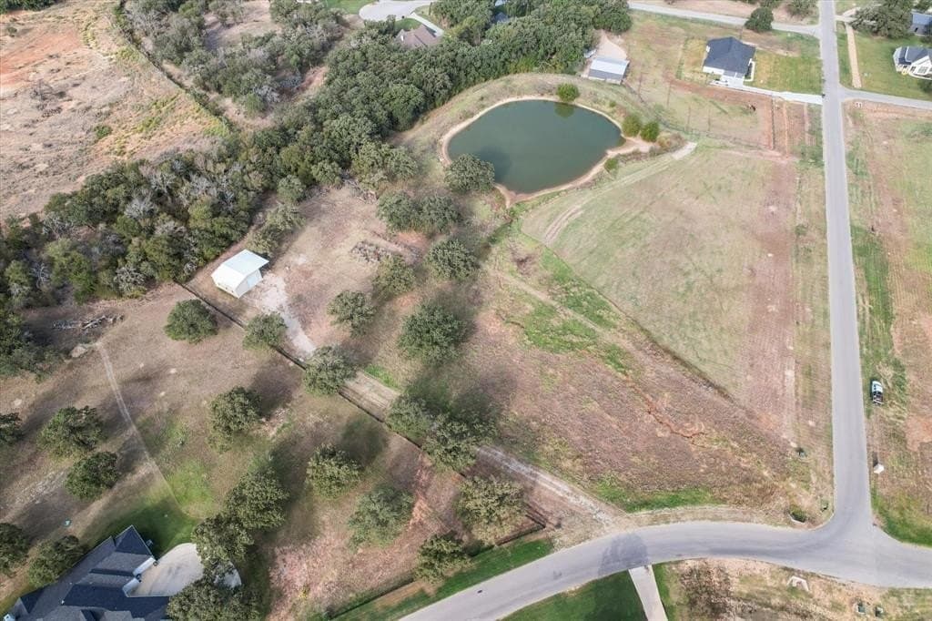 2.7 acres in Parker County