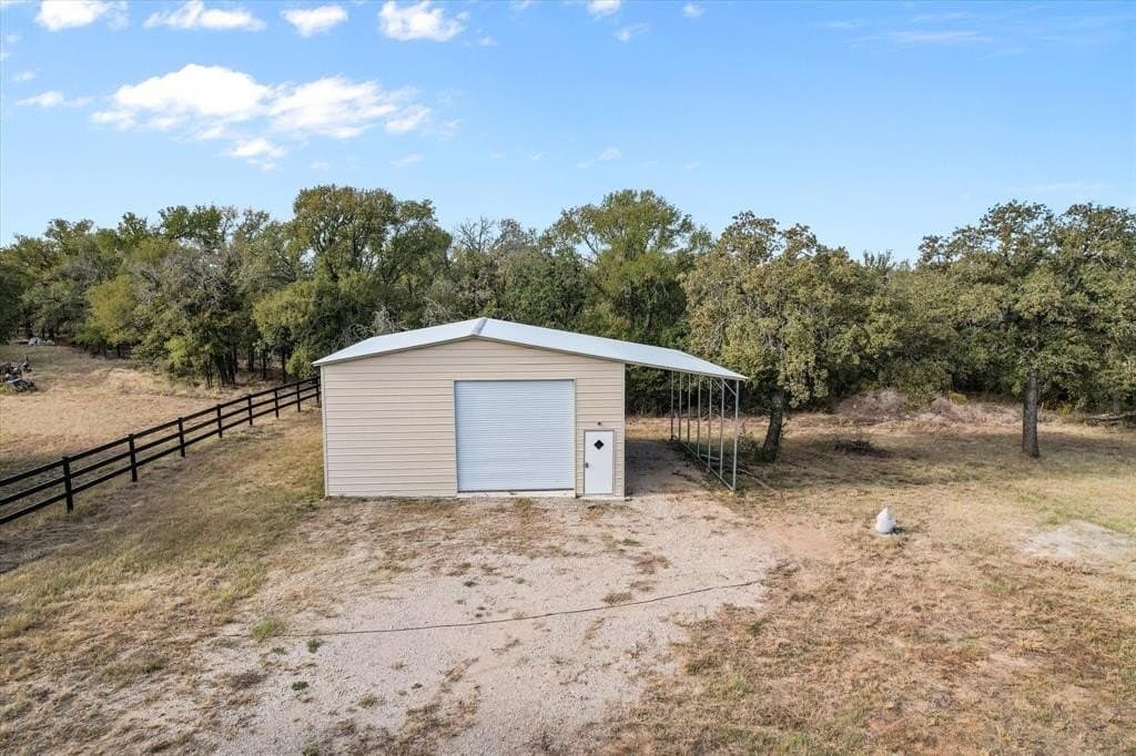 2.7 acres in Parker County gallery image 4