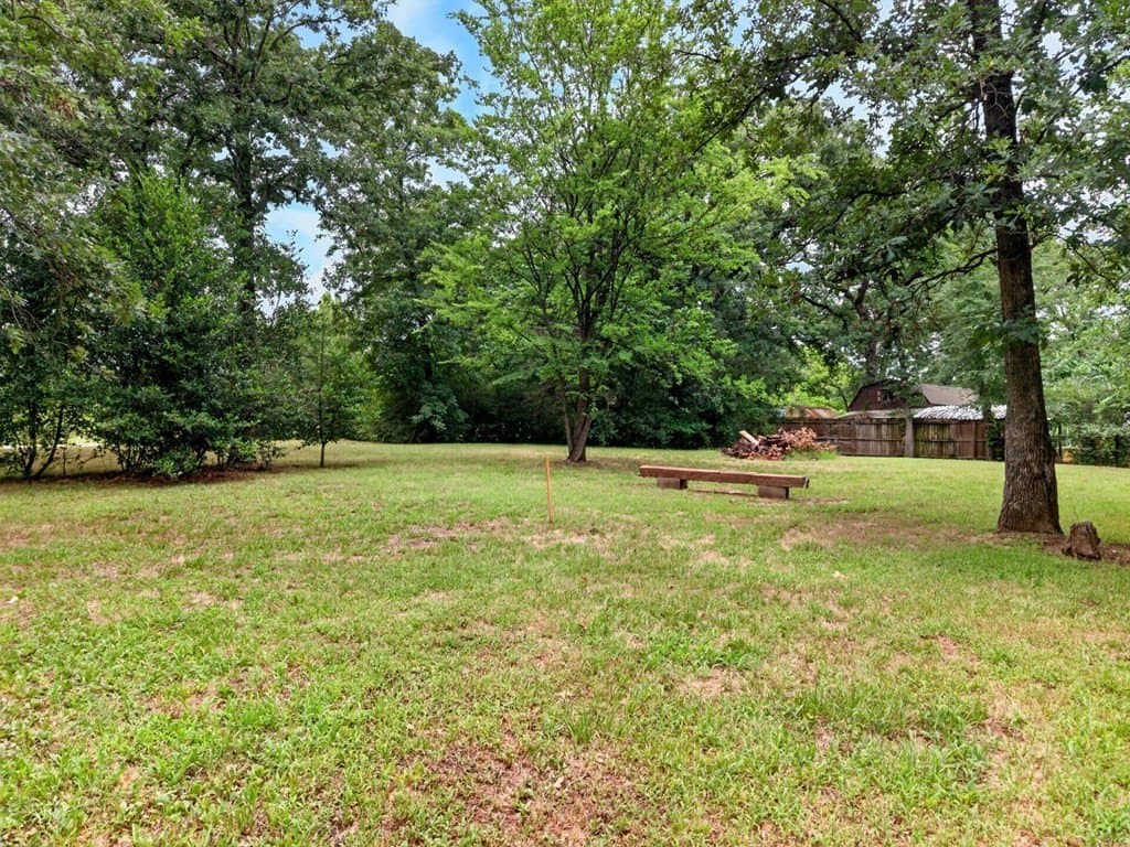 0.2 acres in Henderson County - photo 7