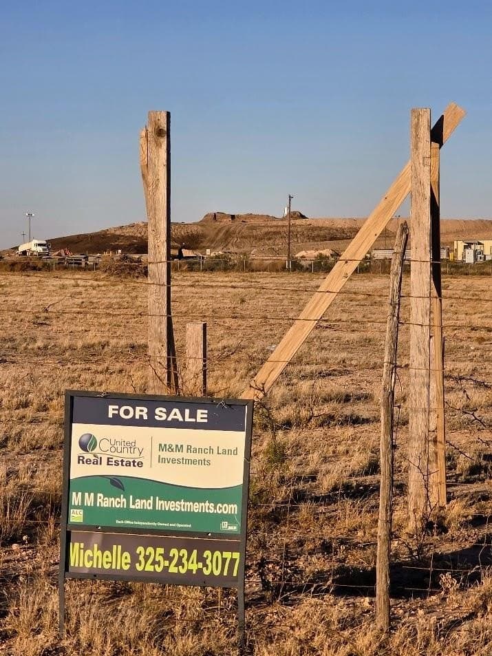 20 acres in Reagan County - photo 4