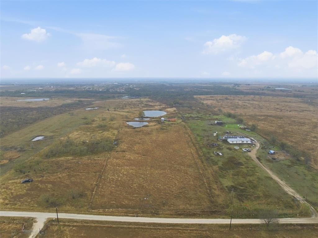 10.06 acres in Hill County gallery image 3