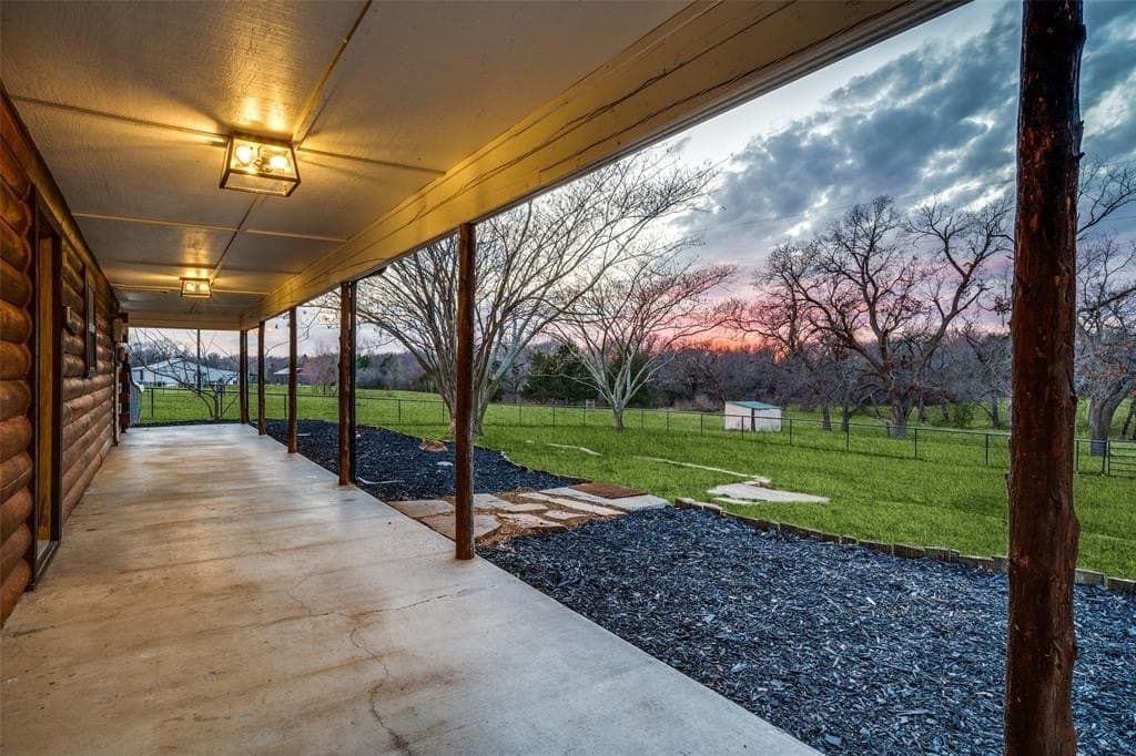13.6 acres in Grayson County gallery image 4
