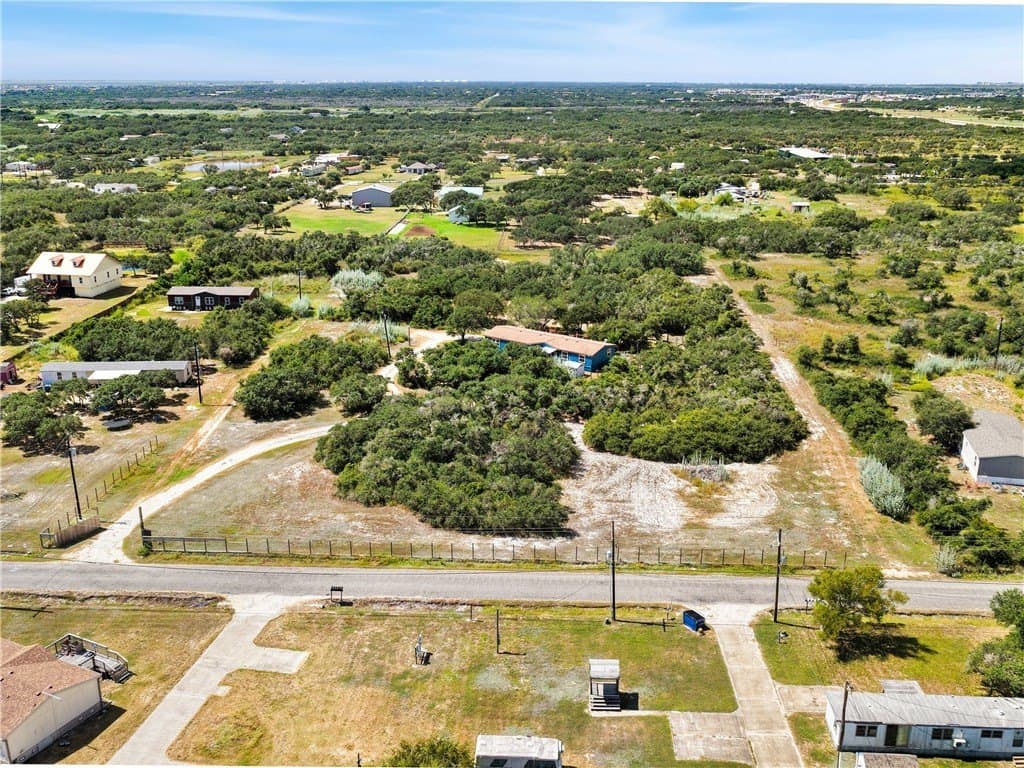 100,000 acres in Aransas County - photo 47