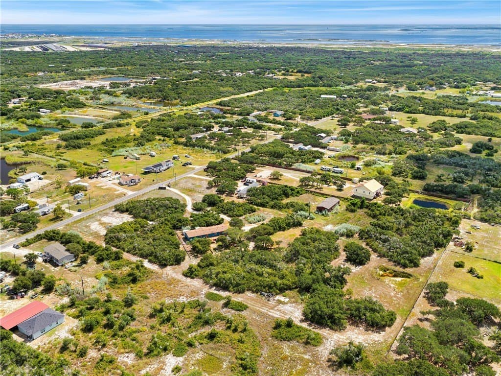 100,000 acres in Aransas County - photo 40