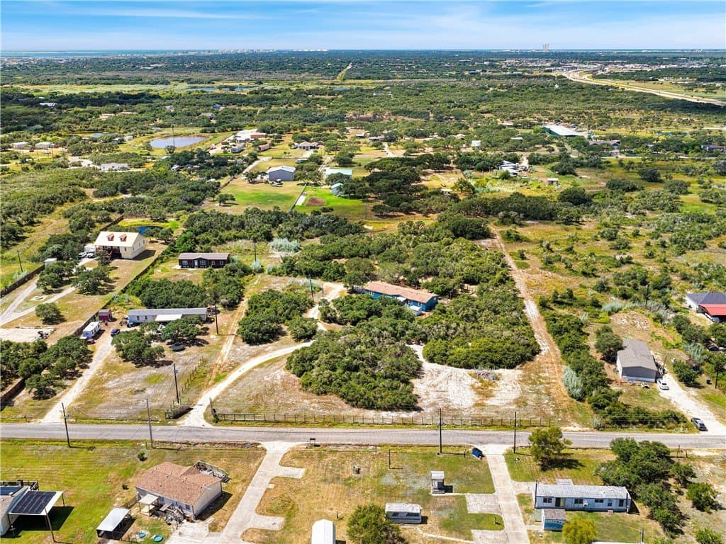 100,000 acres in Aransas County - photo 37