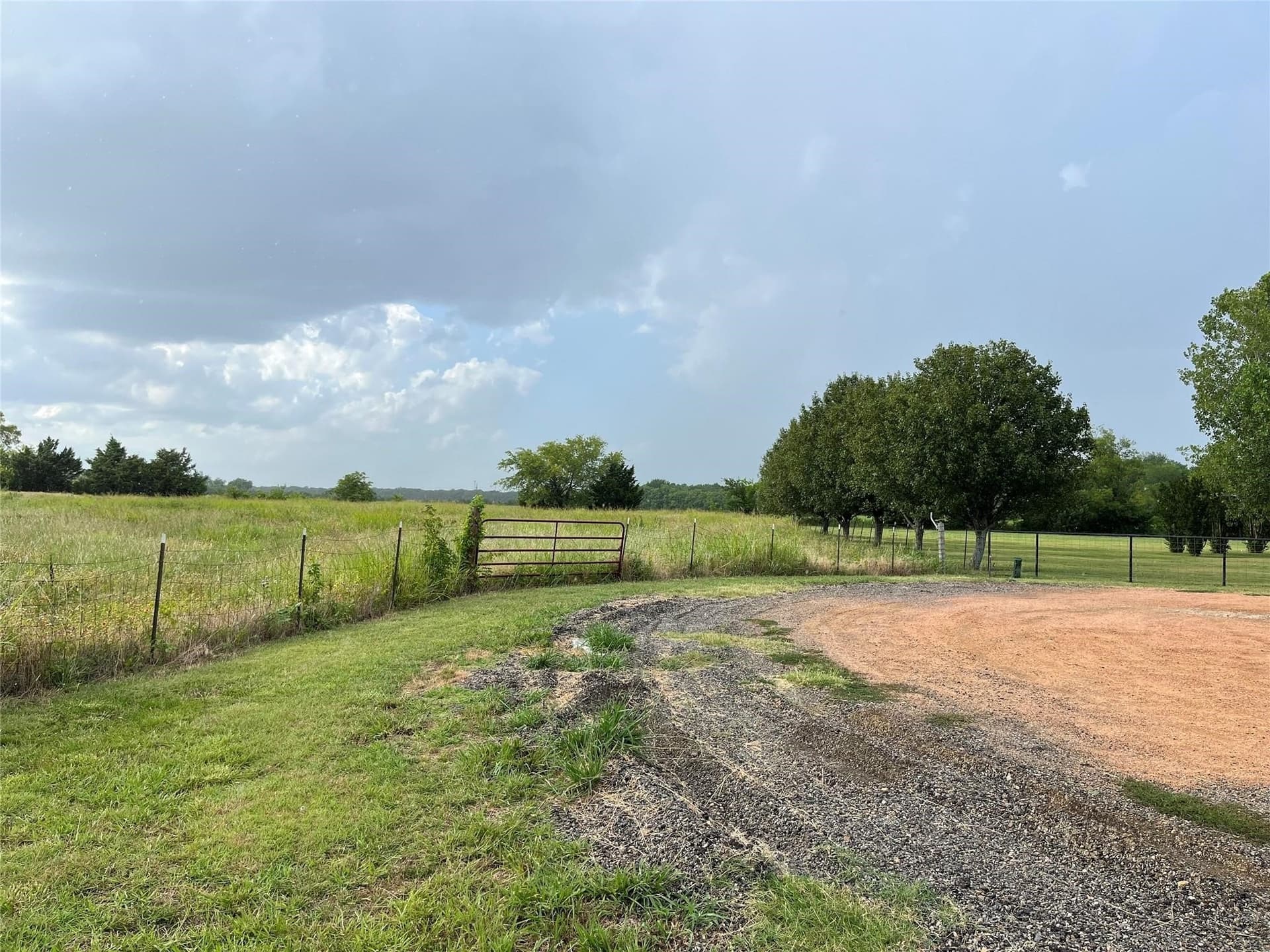 2.3 acres in Fannin County gallery image 3