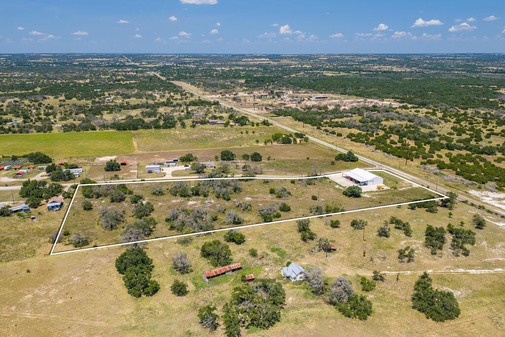 6.95 acres in Gillespie County - photo 3