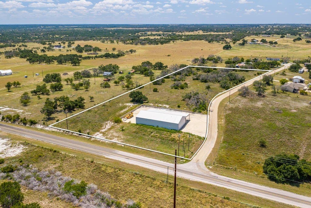 6.95 acres in Gillespie County