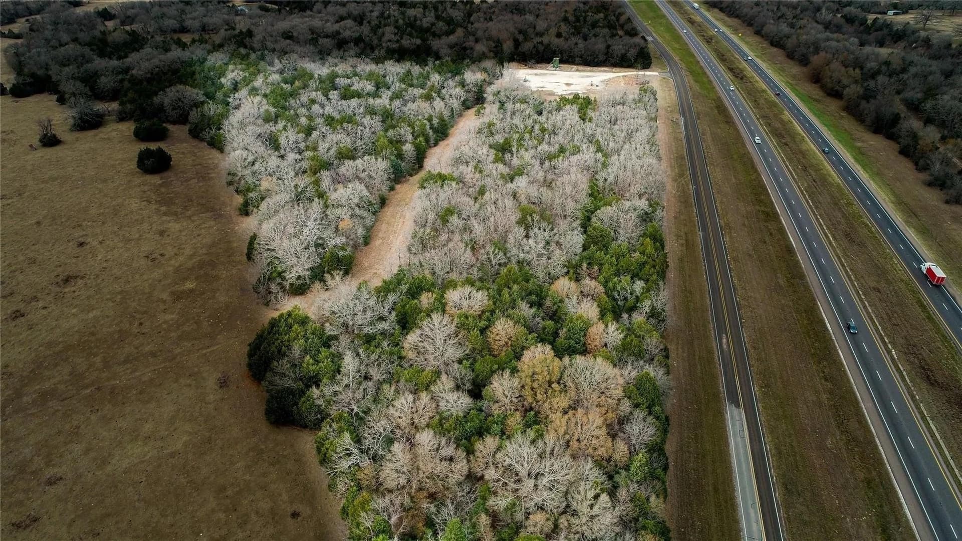 18.78 acres in Freestone County - photo 3
