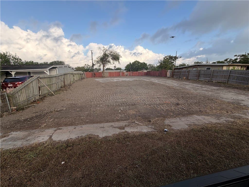 0.18 acres in Nueces County - photo 6