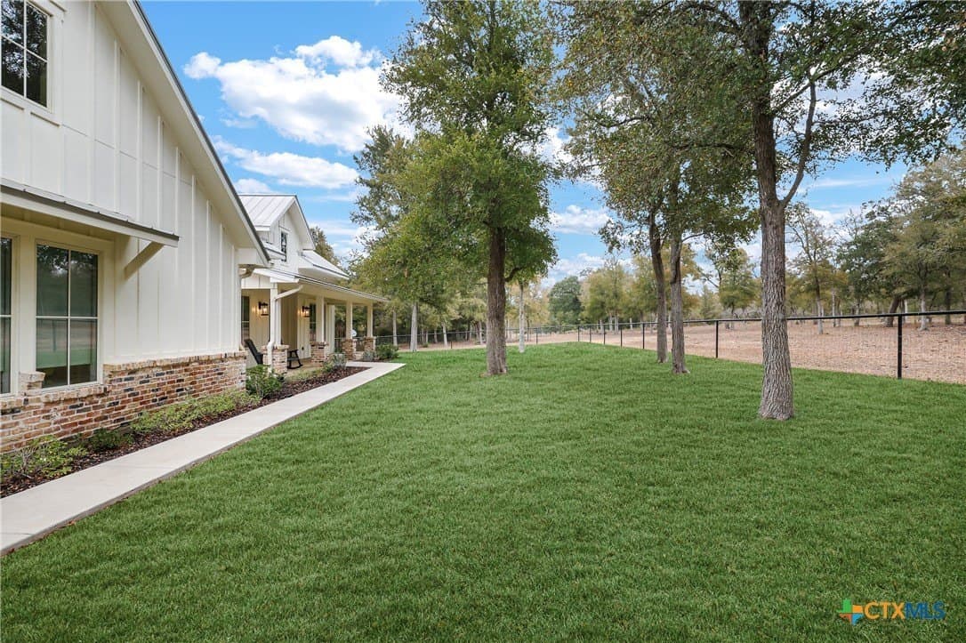 11 acres in Caldwell County gallery image 3