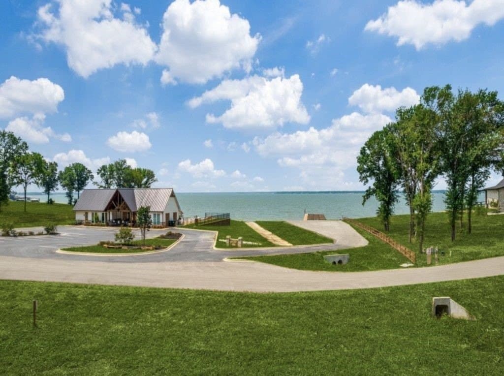 0.84 acres in Kaufman County - photo 3