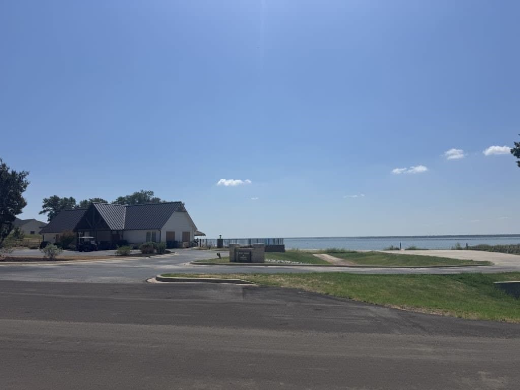 0.84 acres in Kaufman County - photo 4