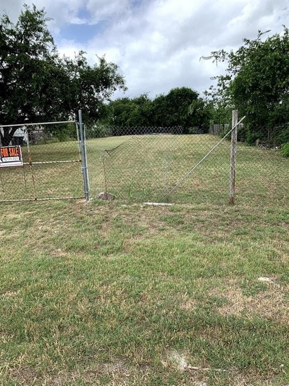 0.33 acres in Tarrant County featured view