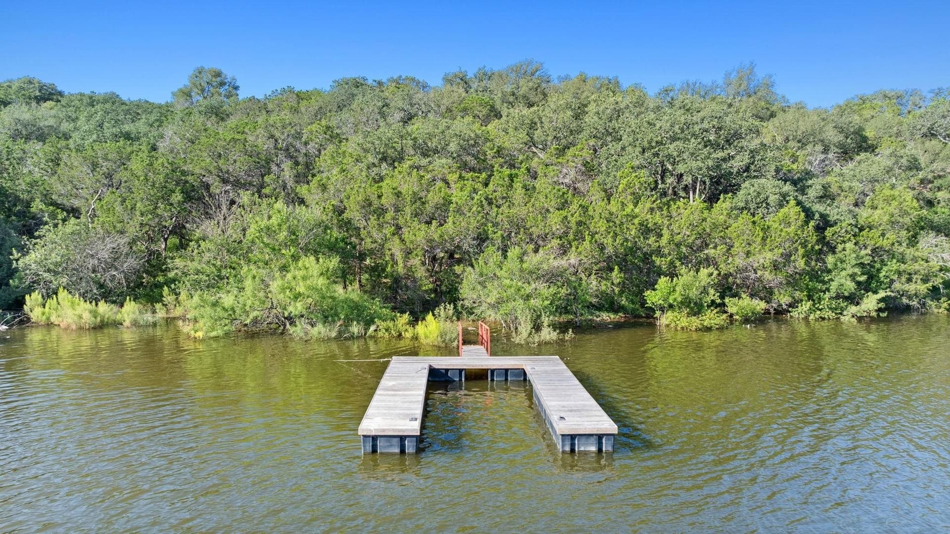 1 acres in Burnet County gallery image 3