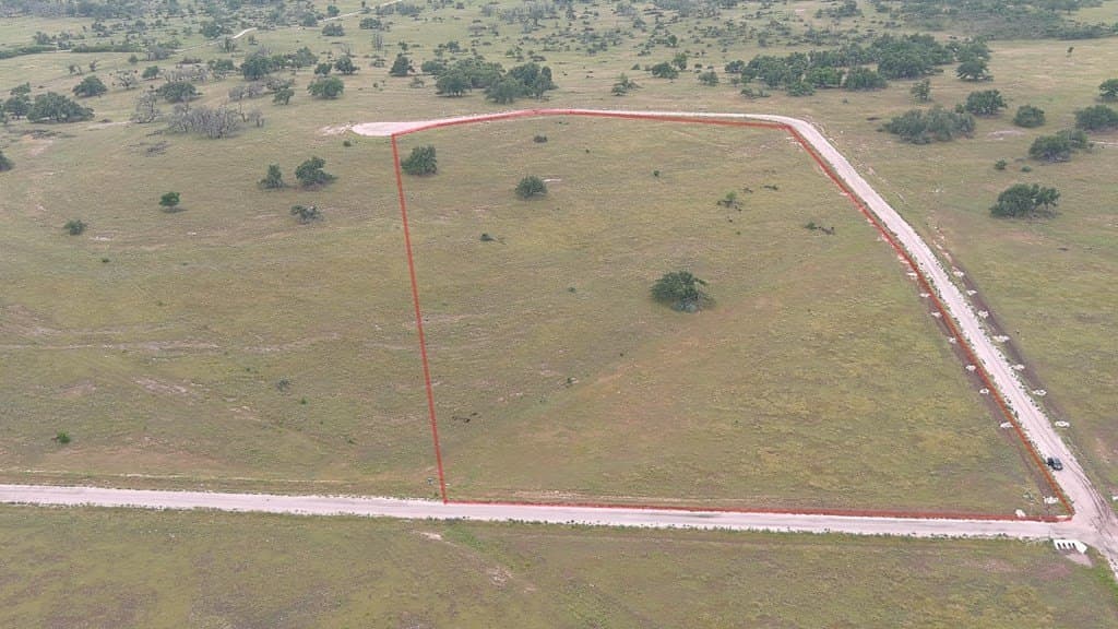 10.01 acres in Gillespie County gallery image 3