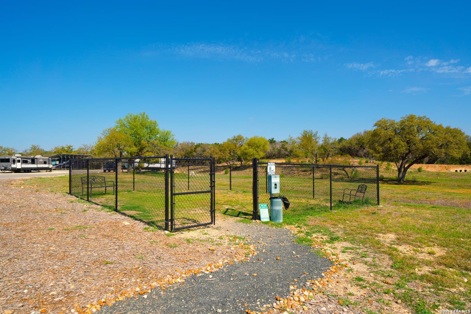 0.07 acres in Bandera County - photo 6