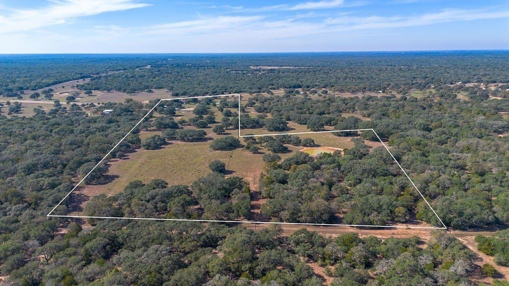 48 acres in Lavaca County gallery image 4