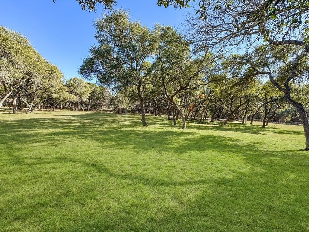 22.44 acres in Bandera County gallery image 4