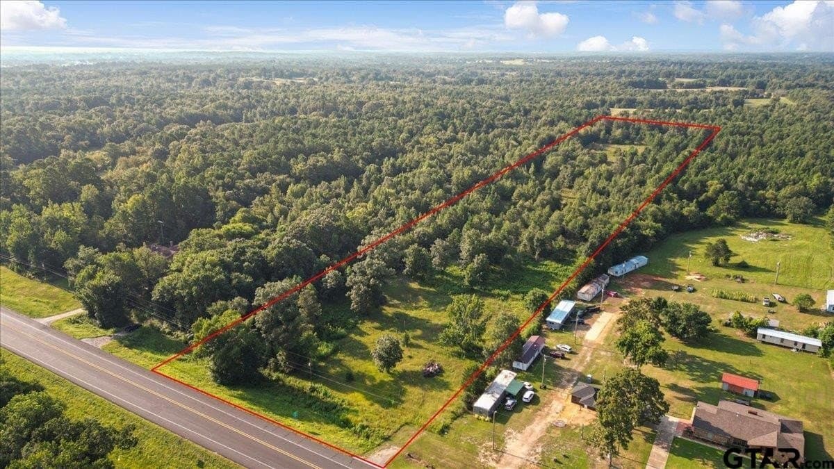 12.7 acres in Smith County