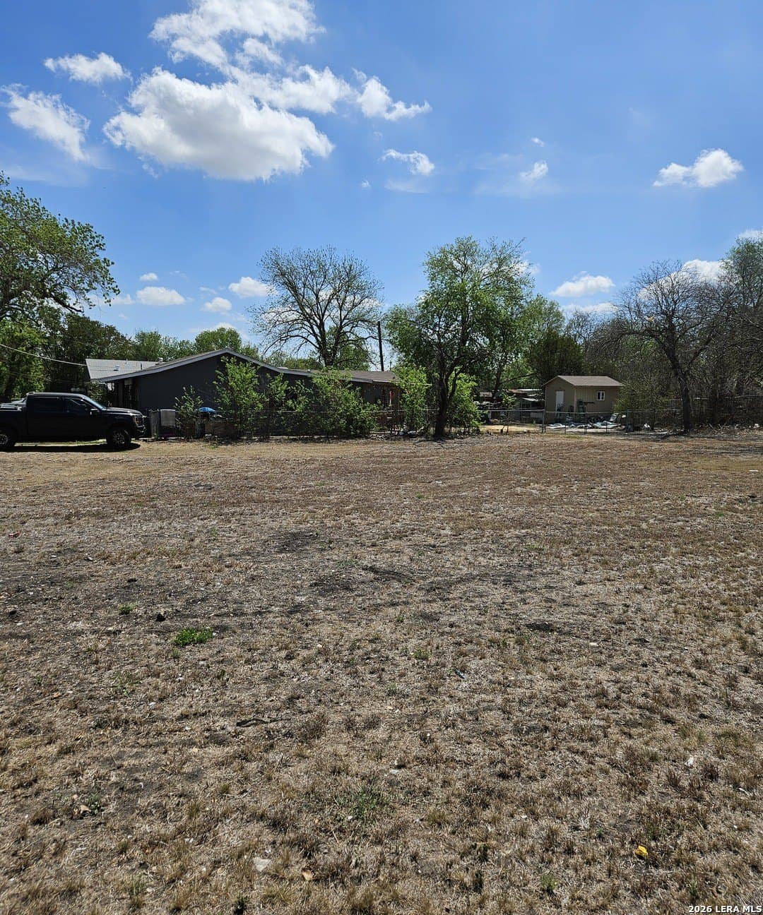 0.34 acres in Bexar County gallery image 4
