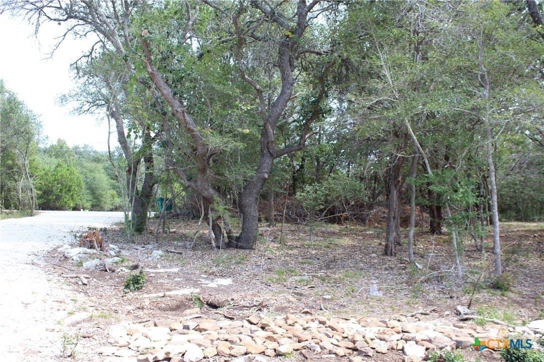 5.05 acres in Comal County