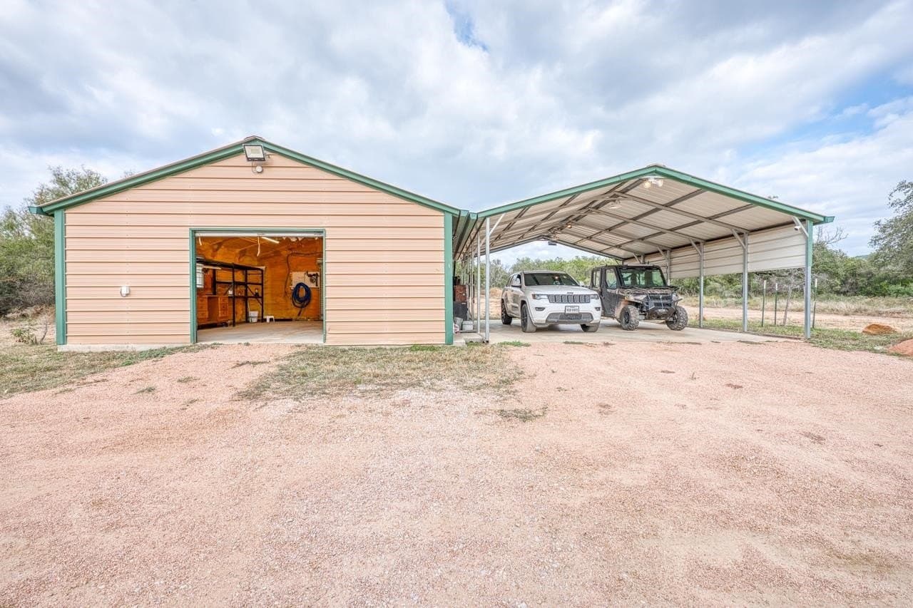 30 acres in Llano County - photo 8